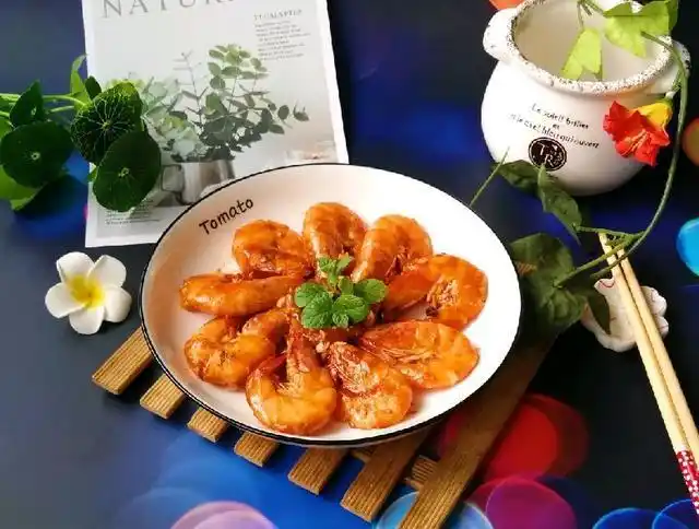 糖醋虾做法,虾头虾须不要扔,大火爆炒更香脆