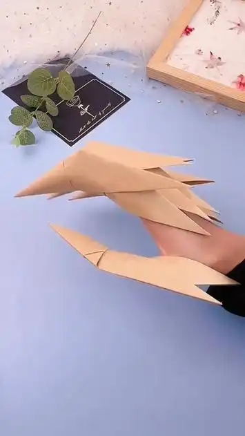 折纸做的"金刚爪",好玩不伤人,孩子们最喜欢了!折纸手工