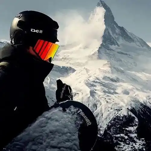 微信头像|孤独的男人