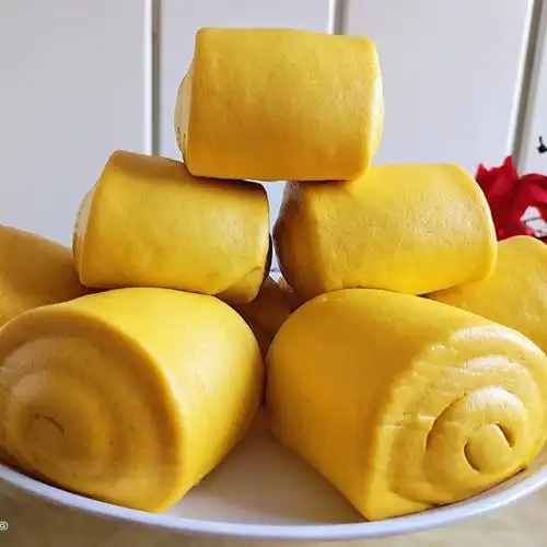 水光肌南瓜馒头,色泽金黄,蓬松柔软