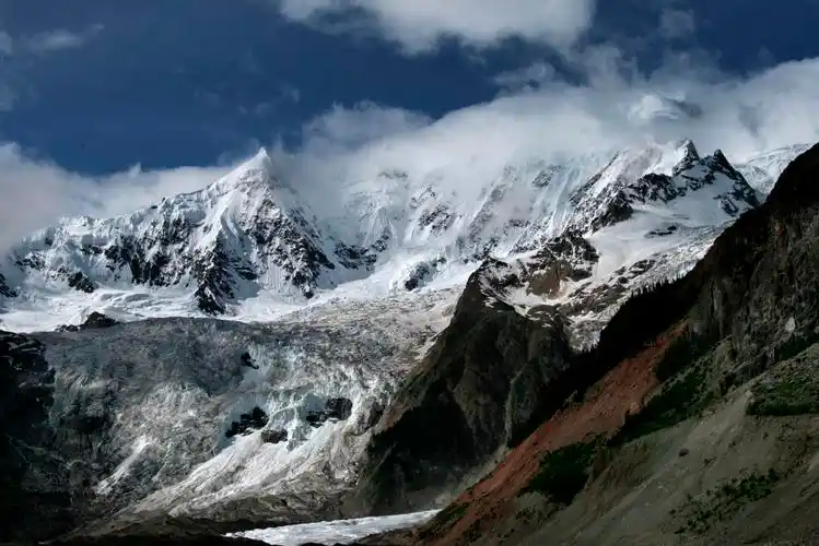 米堆冰川/绚丽多彩和洁白晶莹 (走进西藏4)