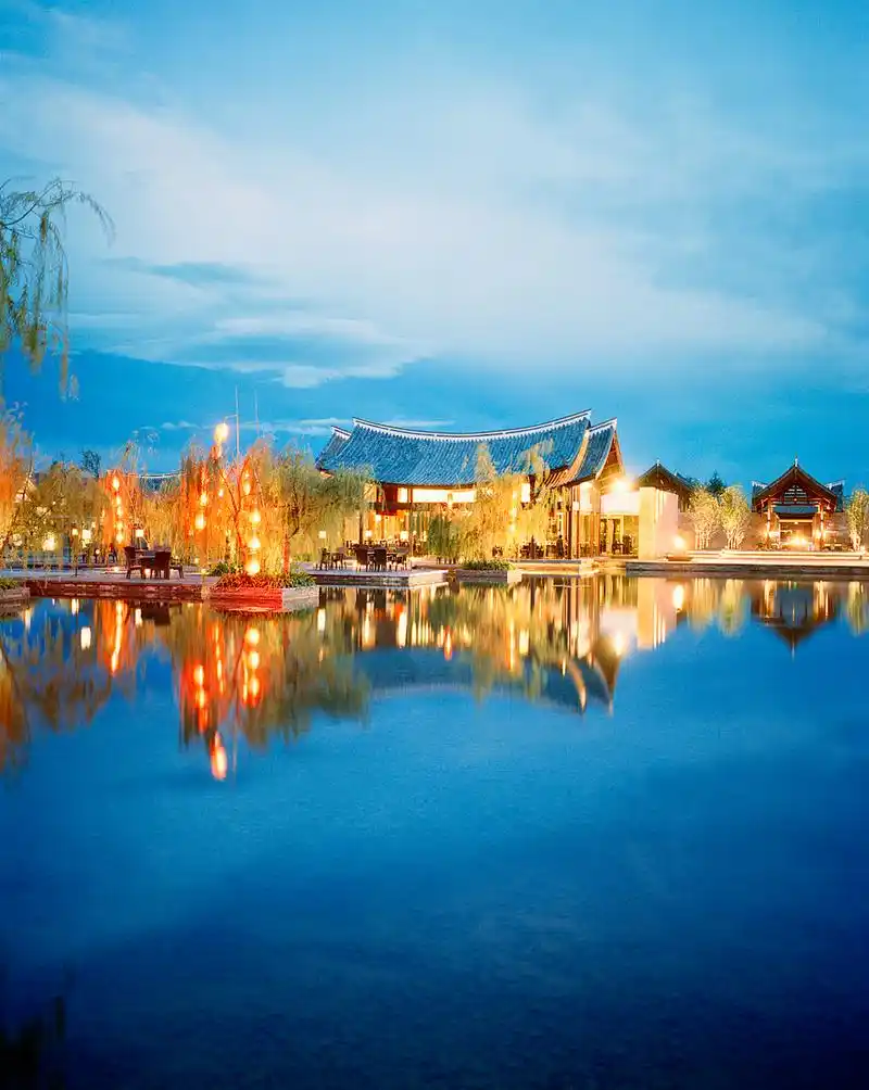 曙光水镇,水天一色 五一小长假期间,来到天津的曙光水镇,将会给您带来