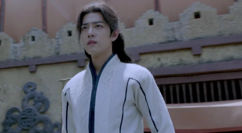 原创斗罗大陆:网友火速自制肖战昊天锤,圆锥形锤子很萌,看着也可爱