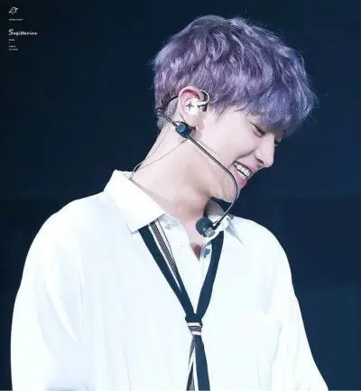 朴灿烈/黄色毛衣冬日暖心灿烈 紫葡萄发色烈烈 love shot神级侧颜系列