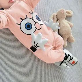 宝宝衣服女0-1岁婴儿爬爬服纯棉春秋长袖卡通哈衣男3新生儿外出服