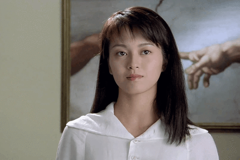 梁咏琪在《少年赌神》中的盛世美颜,网友直呼:美得惊为天人!