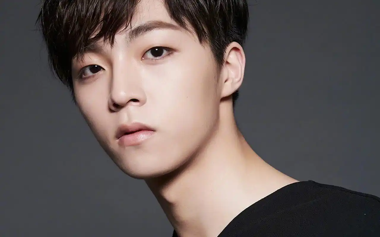 陈立农帅气最新壁纸_帅哥偶像陈立农