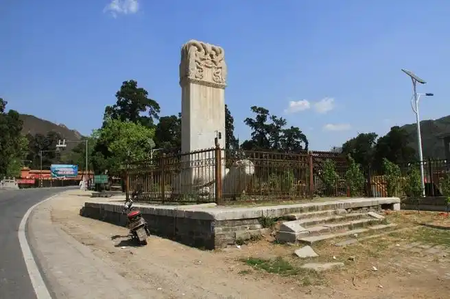 北京明十三陵泰陵