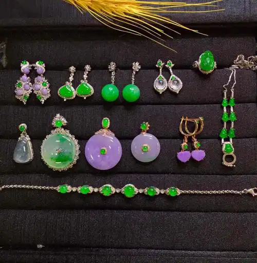 甜润翡翠集扣住世间美好平安喜乐