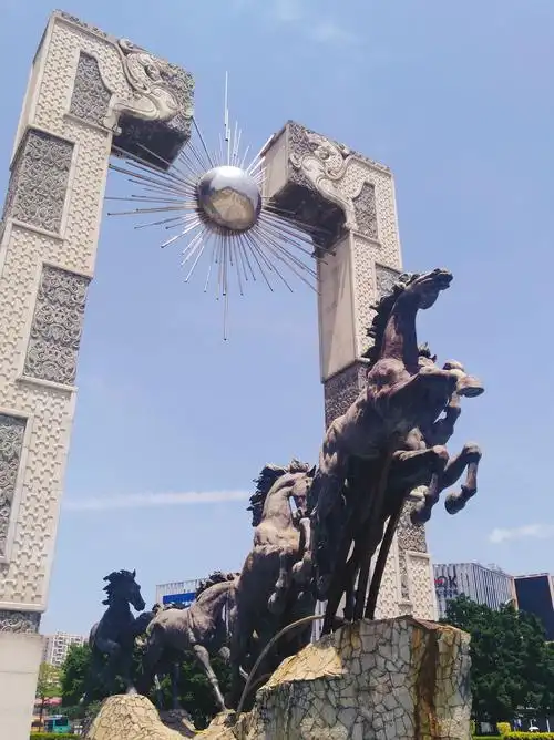 深圳龙华文化广场