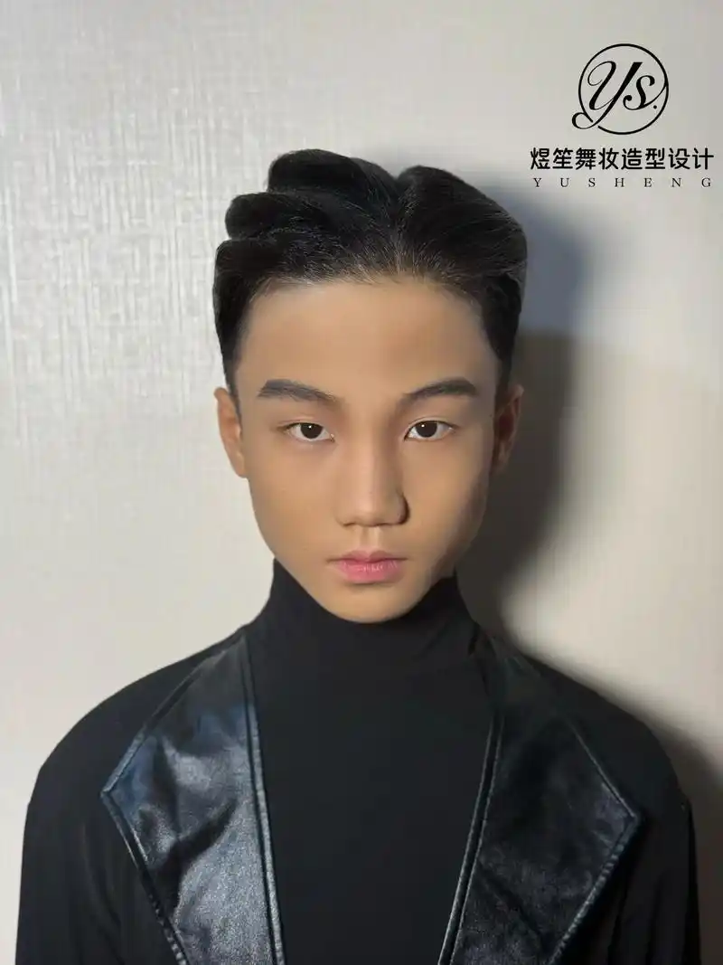 超酷男头来一波.#国标舞男士发型 #拉丁舞男孩发型 #国标舞