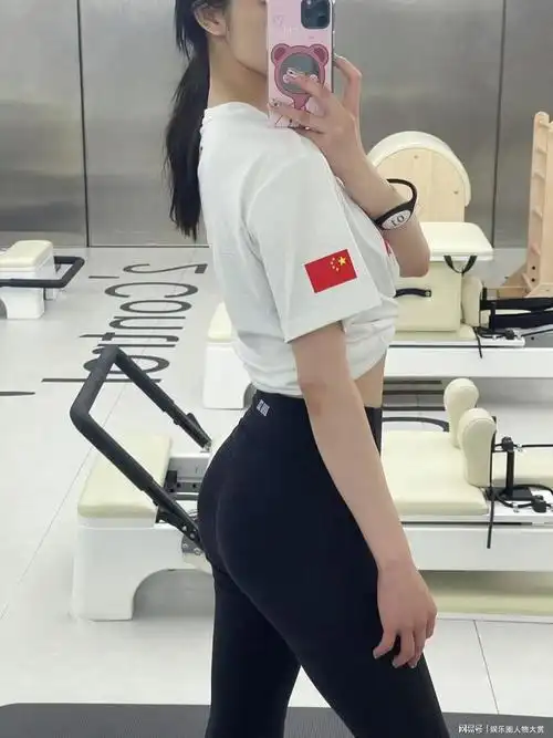 琵琶女周洁琼健身照大赏,刺激了