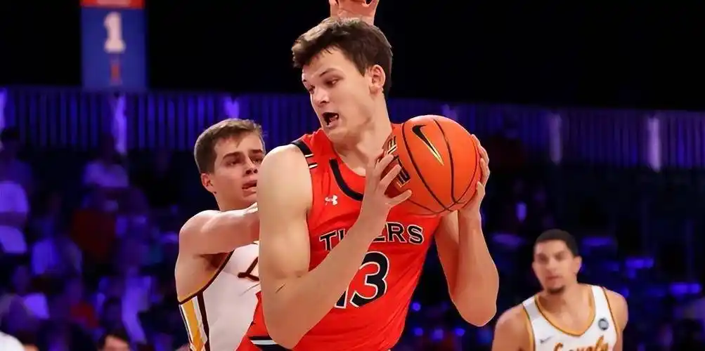 ncaa奥本中锋沃克-凯斯勒宣布参加2023年nba选秀_kessler_球员_walker