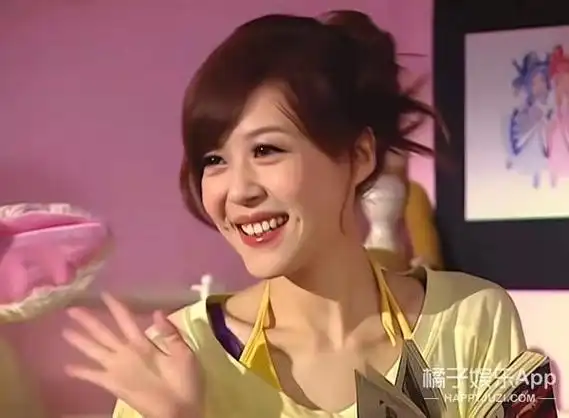 还记得爱情公寓里的陈美嘉吗她现在长这样