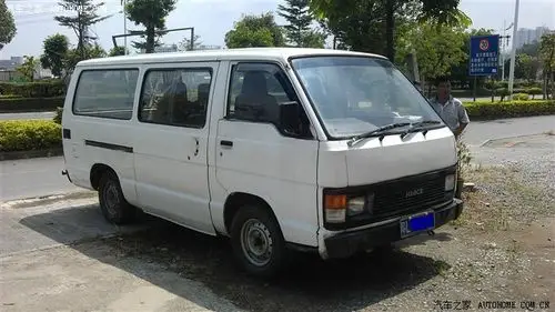 经典老车 之 85款丰田海狮