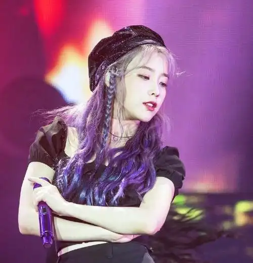 紫色象征着尊贵,浪漫.