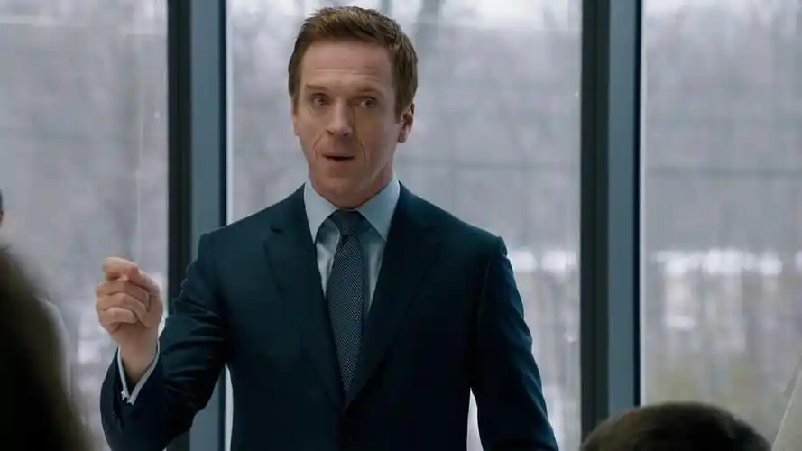 穿着最合中国国情的美剧:《亿万》