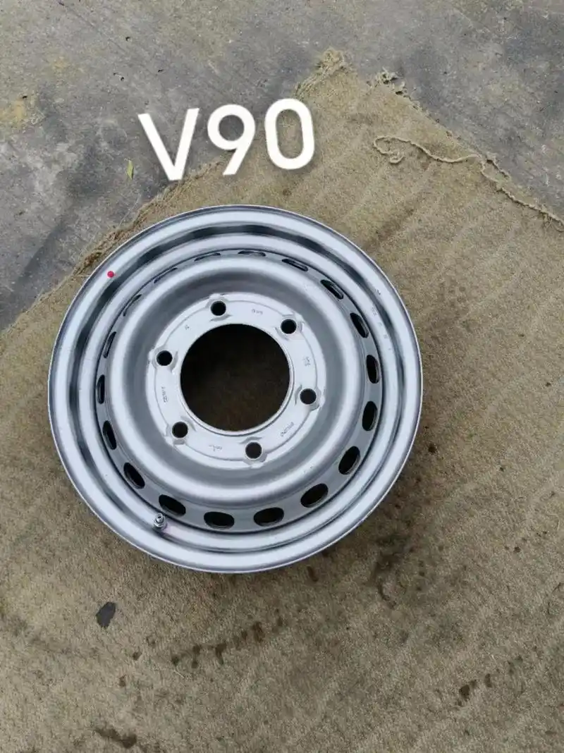 大通v90铁钢圈,单胎双胎.大通v90铁圈,大通v90轮毂, - 抖音