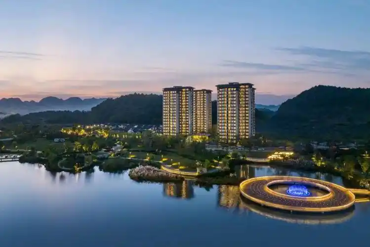 贵阳中交绿城桃源小镇售楼处电话中交绿城桃源小镇售楼处电话房价户型