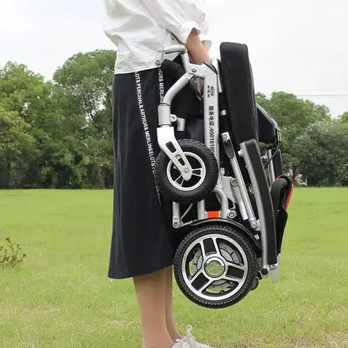 斯维驰电动轮椅老年人代步折叠轻便小型残疾人家用轮椅