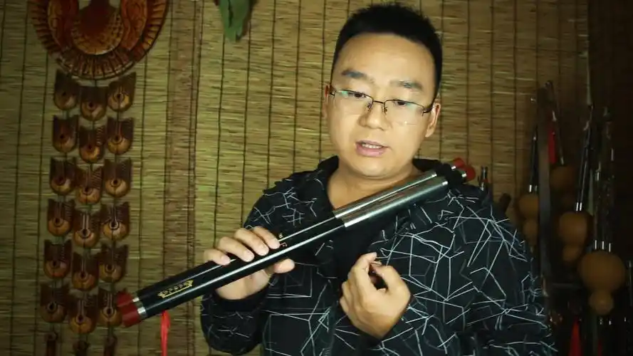 14页 吹响双管巴乌筒音5 口型 手型 吐音的演奏方法 全音符练习