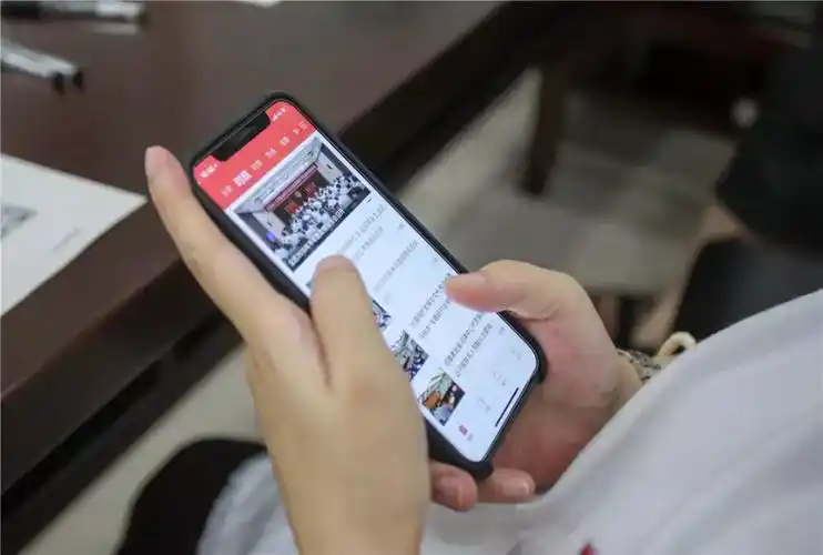 今天,南浔发布手机新闻客户端正式上线!"发布家族"加入了实力派成员