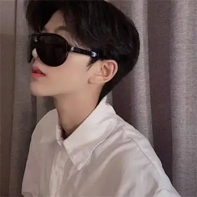 最火爆墨镜男生头像高清 霸气十足真人图片