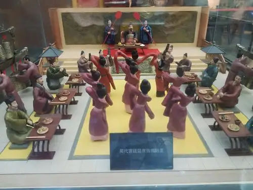 烹饪是人类历史不可缺少的记忆,随着社会的发展,人民