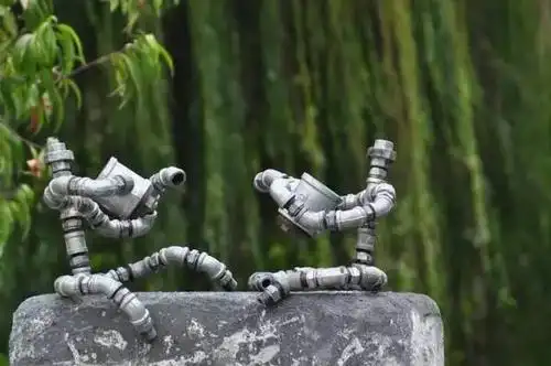 下面这些可就是工艺品了, 没有两把刷子,真的只能看看了.