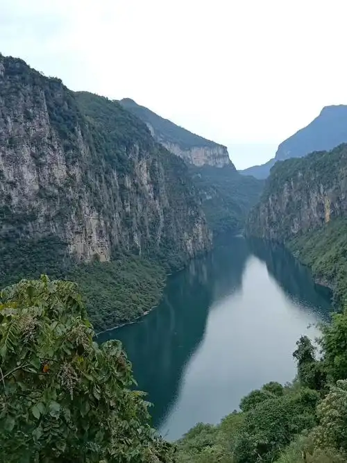 美丽的涪江六峡