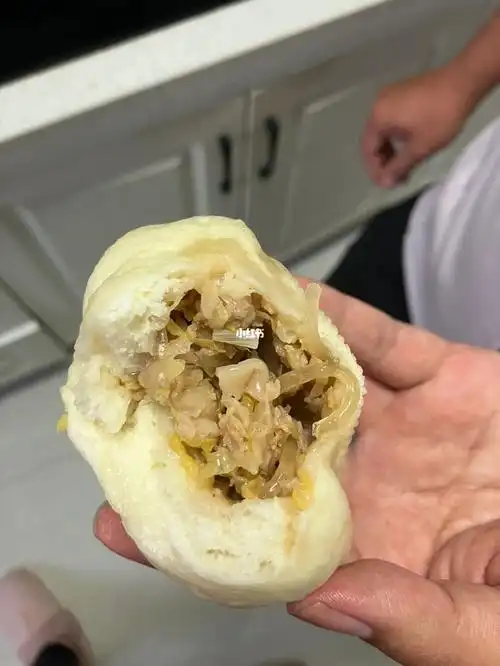 酸菜粉条大包子