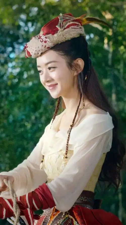 西游记女儿国国王赵丽颖饰