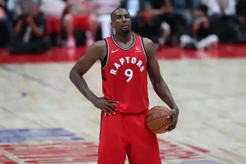 伊巴卡发问已婚或者有伴侣的人是怎样度过隔离期的