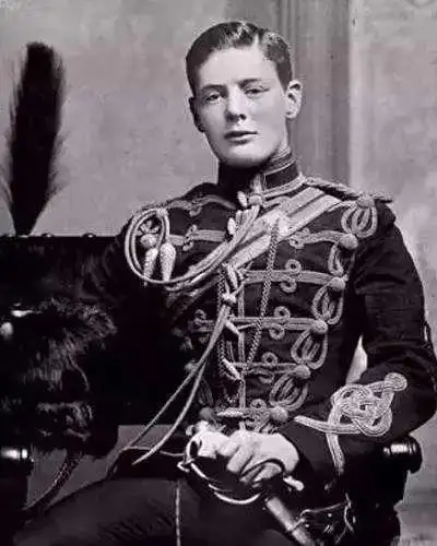 历史名人在课本上都是大叔范 年轻时却个个都是大帅哥