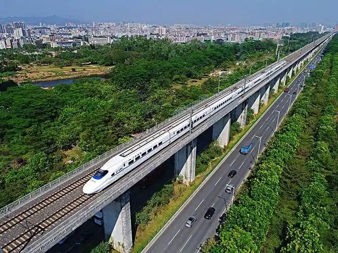 高铁动车图片大全大图 高铁内部图片大全大图-图片大观-奇异网