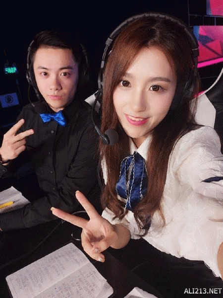 英雄联盟lpl新晋女解说颜值逆天让网友欲罢不能