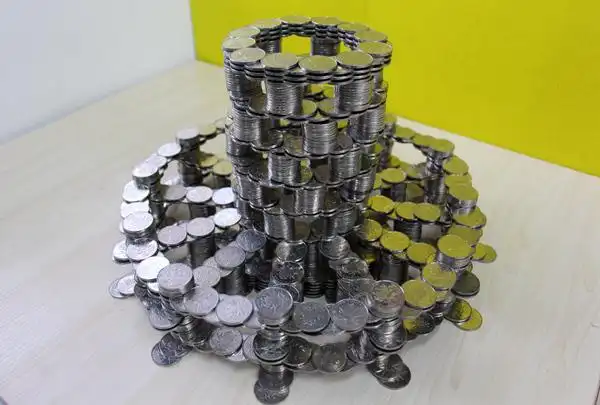 创意青春硬币大赛堆出造型无限