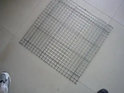 安平澜盛专业生产镀锌铁丝网,镀锌铁丝网价格,镀锌铁丝网规格,镀锌