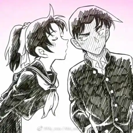 在杂志访谈提到了「百万美元的五稜星」里,小兰会在一处钟楼鼓励平次