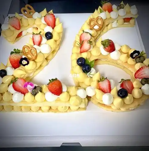 法式面包  #生日快乐  #franquette面包店  #数字蛋糕