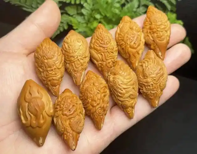 新手买橄榄核买什么题材好