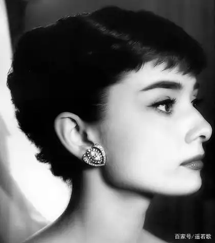 奥黛丽·赫本承载了一个时代的美丽,风华绝代的女子