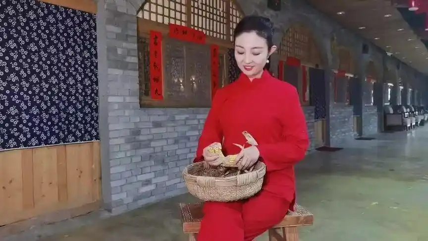 陕北女娃娃#微笑是最美的语言