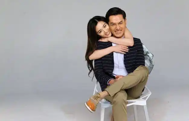 王乐君曝光事件牵扯出胡歌过往曾经脚踏两只船引发大众热议