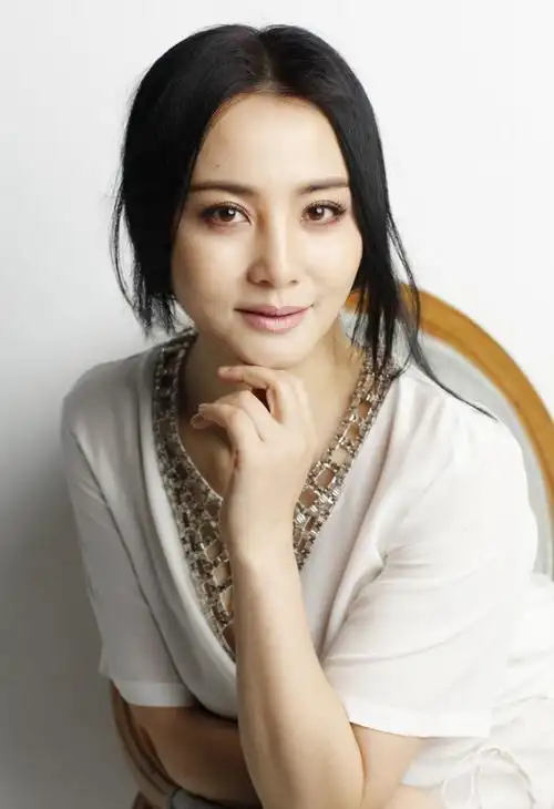 而同时因为这件事情,也让另一位演员遭受了无妄之灾,因为她也叫陶红