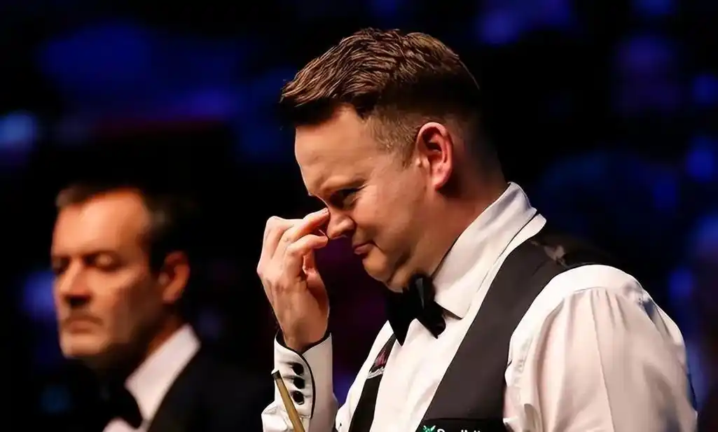 墨菲10-7威尔逊,首夺巡回赛冠军.北京时间2023年4月3 - 抖音