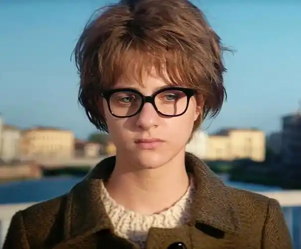 我的天才女友头像更新