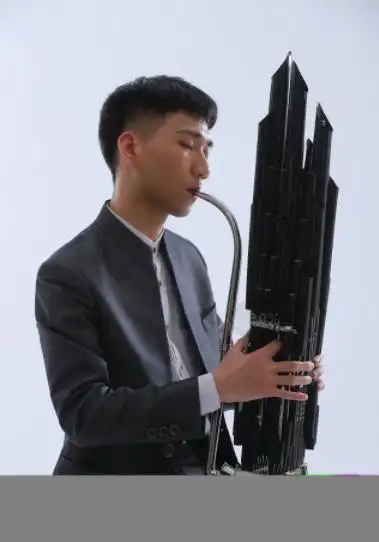 中音笙演奏:刘曦宇大提琴演奏:刘梓祺低音提琴演奏:林屹乐打击乐演奏