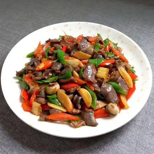 辣炒鸡胗,色香味俱全,用来下饭一级棒