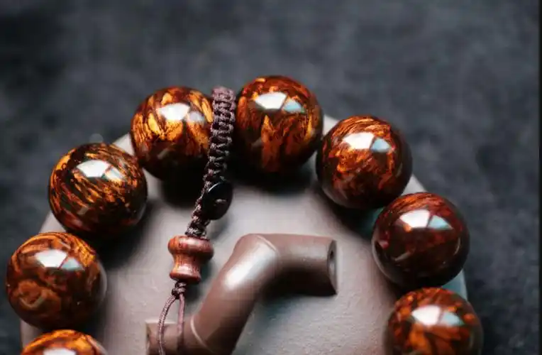 正宗海南黄花梨木鬼脸佛珠手串男水波纹油梨念珠海黄手串20mm